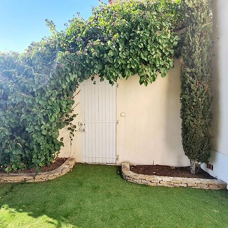 Superbe Villa-Domaine Avec Golf Piscine Et Tennis 滨海圣西尔 外观 照片