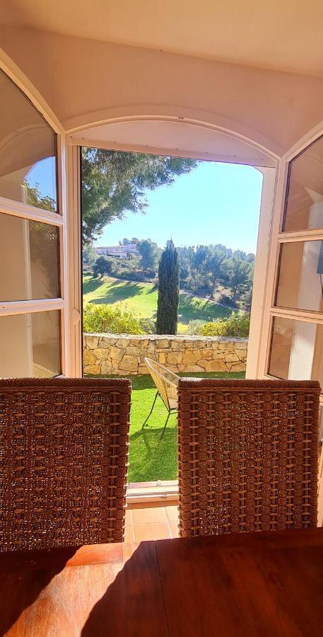Superbe Villa-Domaine Avec Golf Piscine Et Tennis 滨海圣西尔 外观 照片