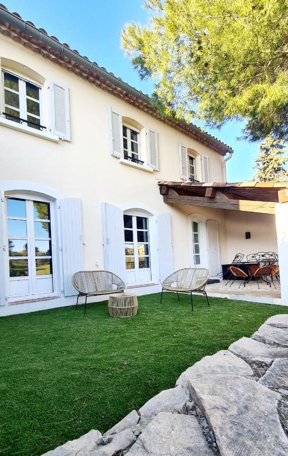 Superbe Villa-Domaine Avec Golf Piscine Et Tennis 滨海圣西尔 外观 照片