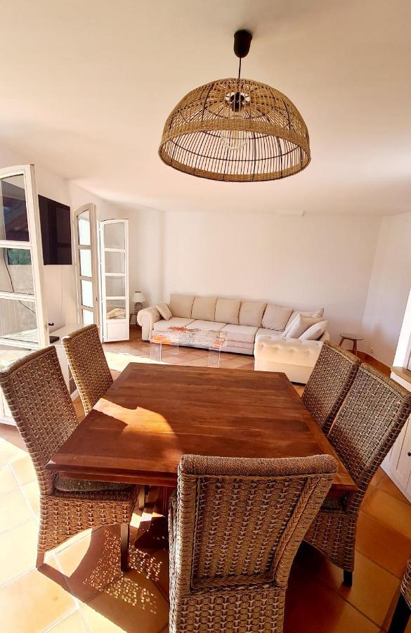 Superbe Villa-Domaine Avec Golf Piscine Et Tennis 滨海圣西尔 外观 照片
