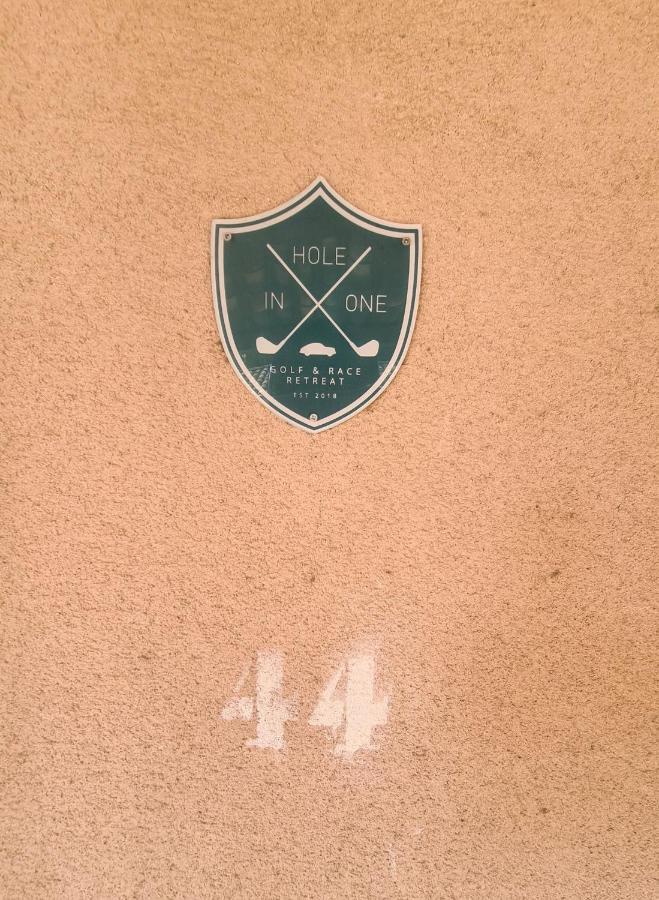 Superbe Villa-Domaine Avec Golf Piscine Et Tennis 滨海圣西尔 外观 照片